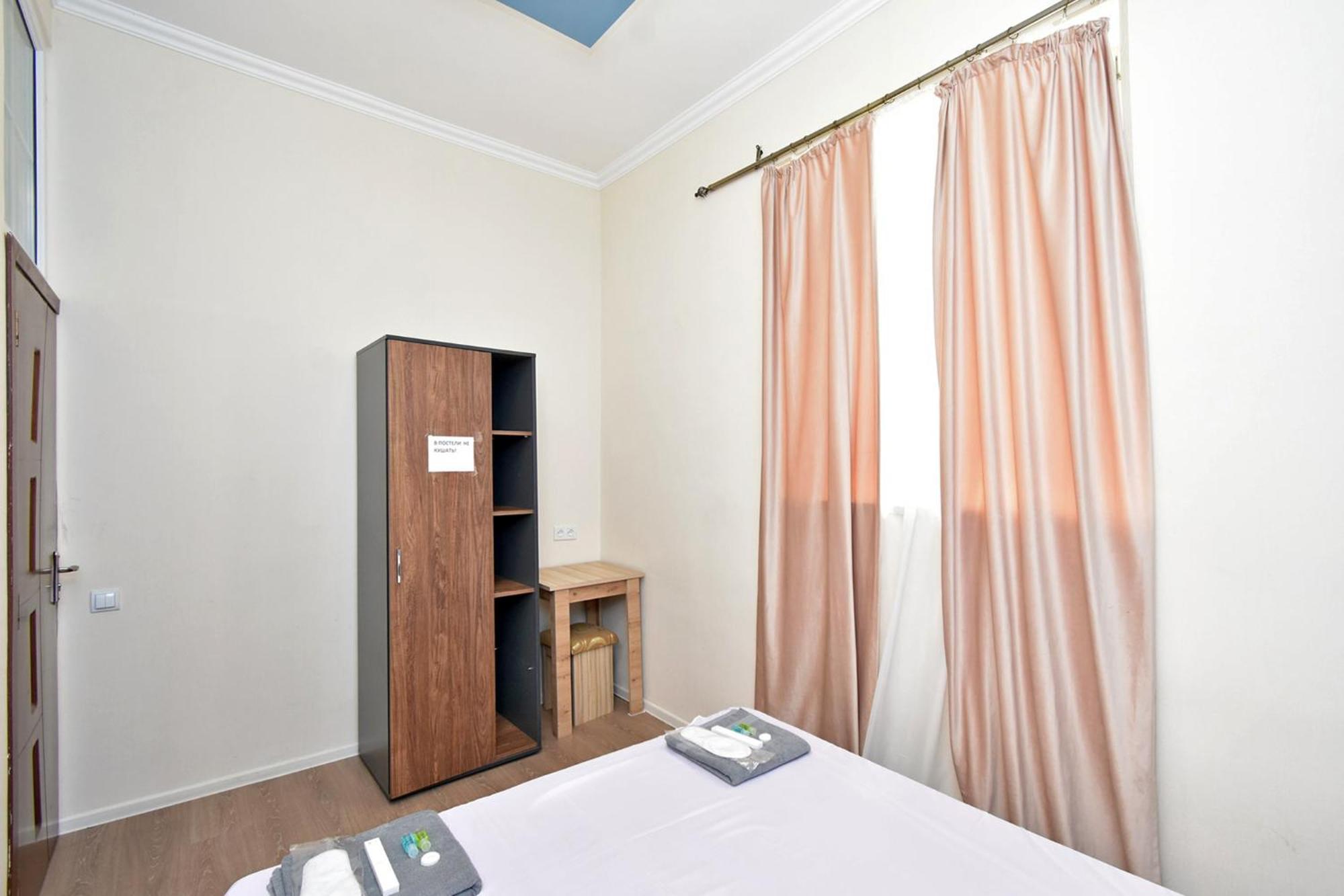Aaaa Hotel เยเรวาน ภายนอก รูปภาพ