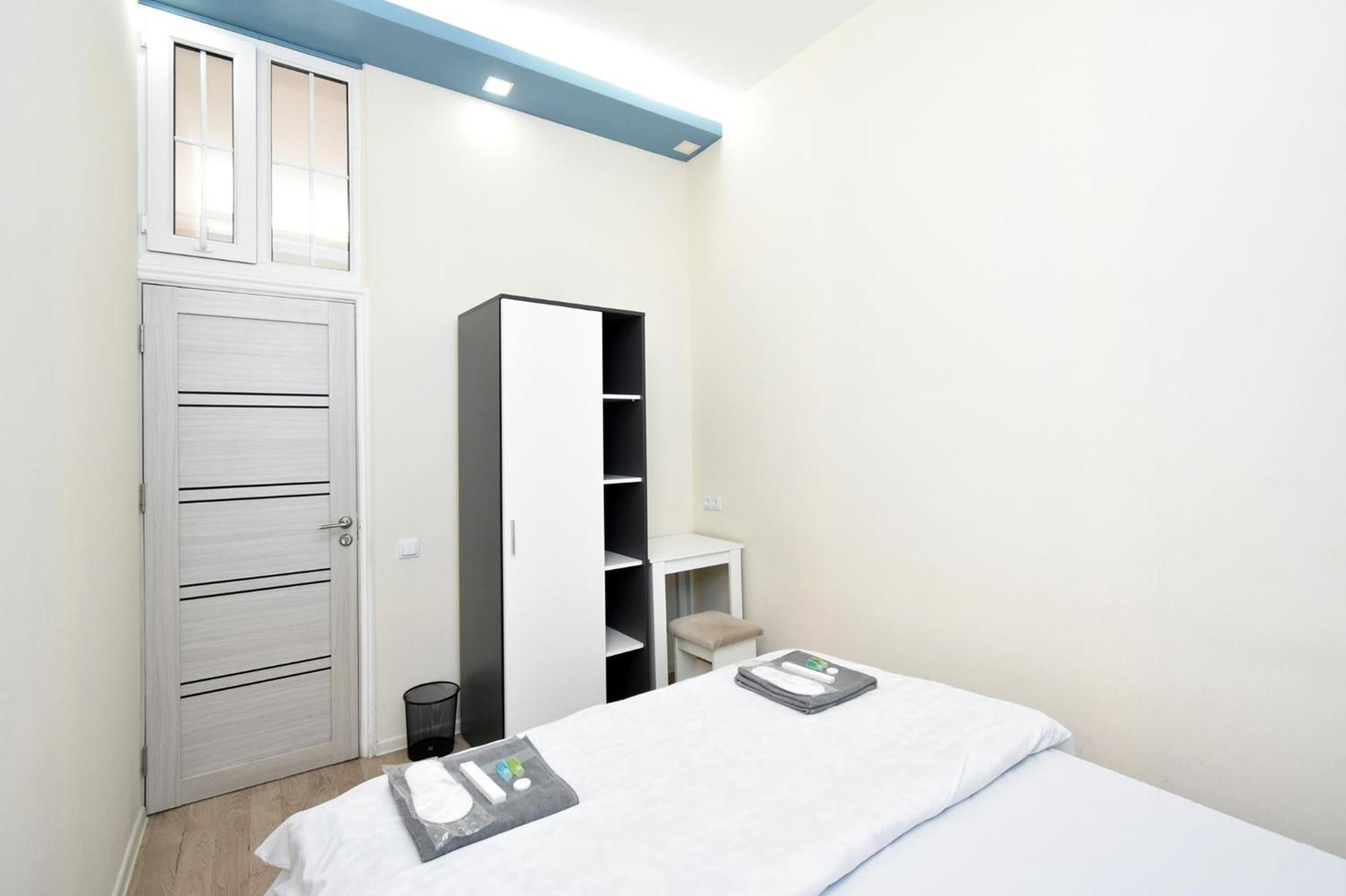 Aaaa Hotel เยเรวาน ภายนอก รูปภาพ